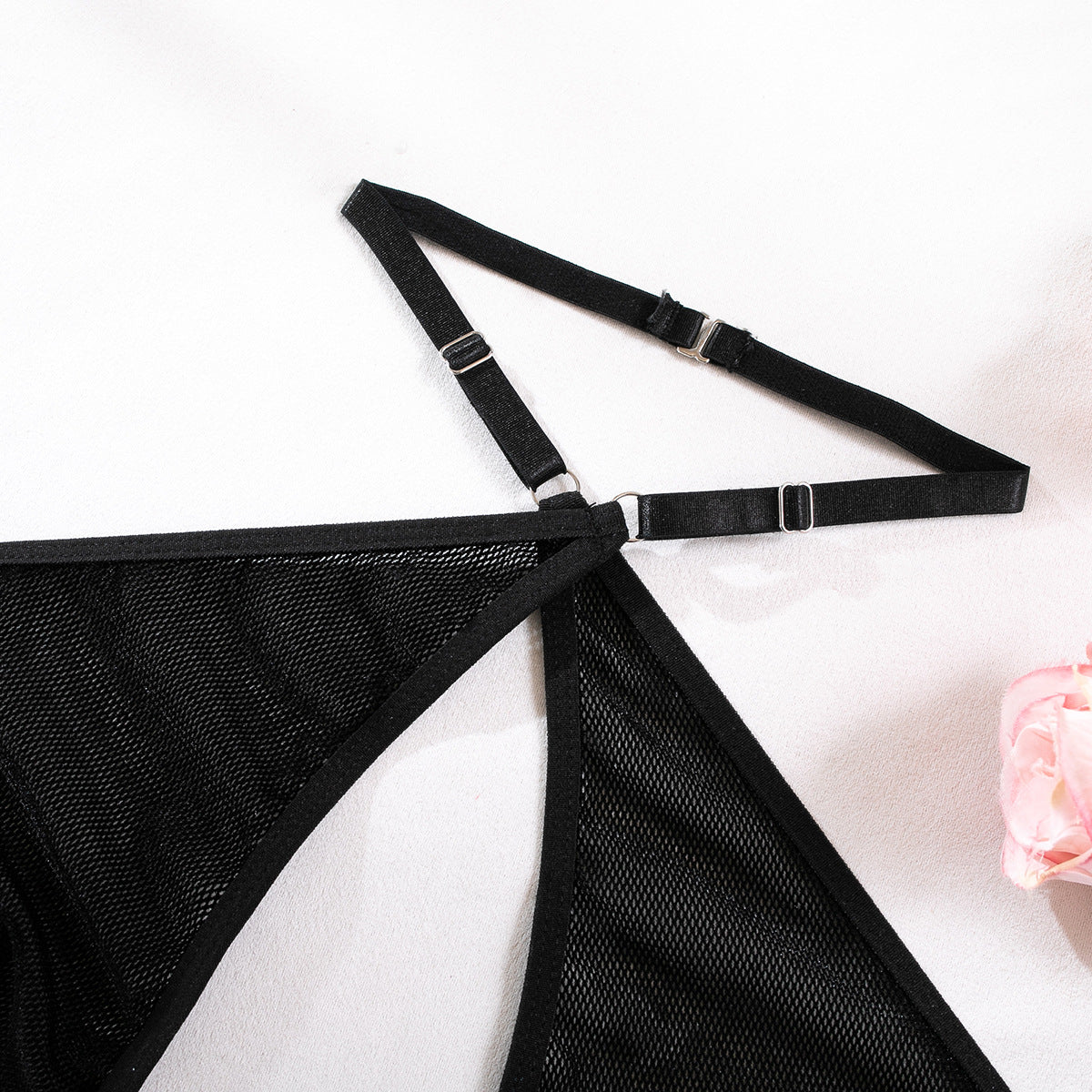 Conjunto Índigo — halter negro minimalista