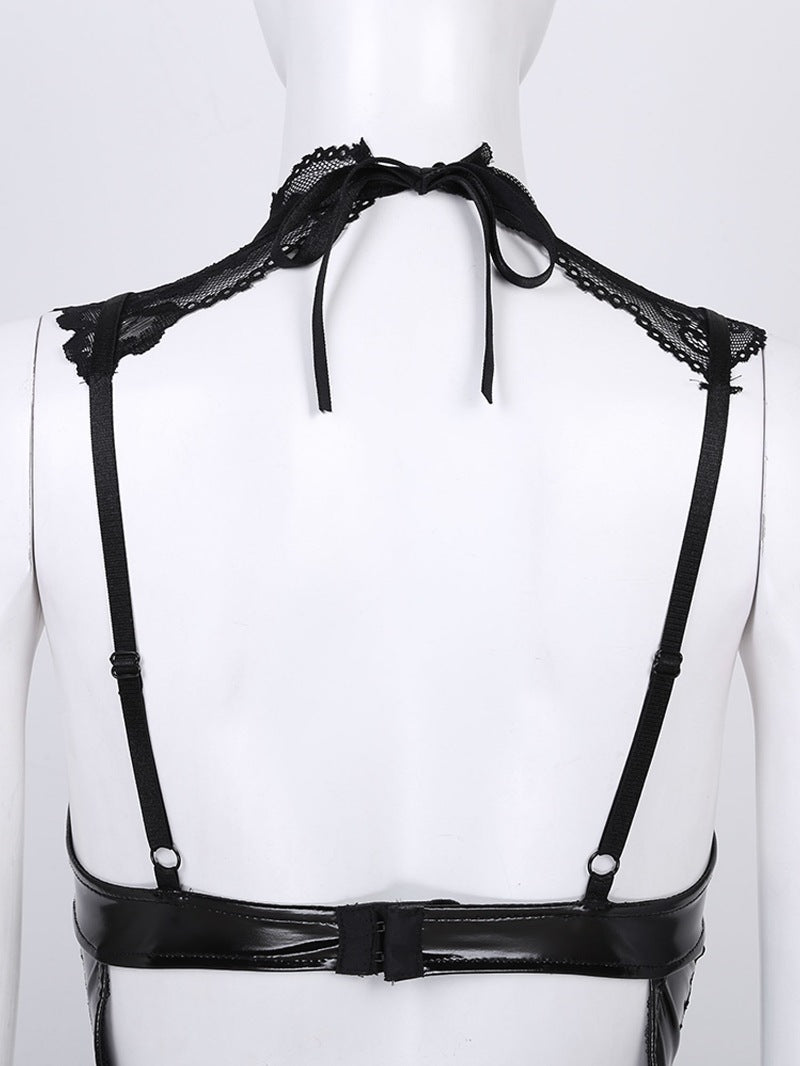 Body Petra — charol negro con aberturas